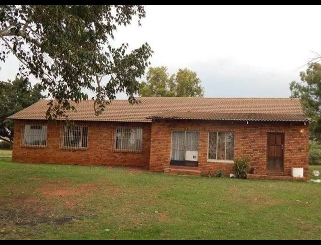 3 BEDROOM PROPERTY TO RENT IN PROTEA GLEN